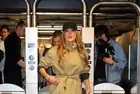 Metroda 400 milyon dolarlık yolcu! Jennifer Lopez'den şaşırtan hareket: Biletin fiyatını tahmin edememişti