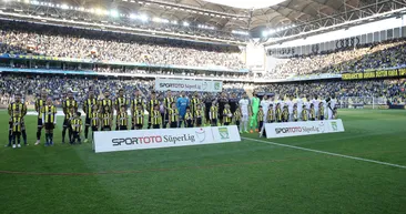 Fenerbahçe evinde güldü! Akhisarspor küme düştü