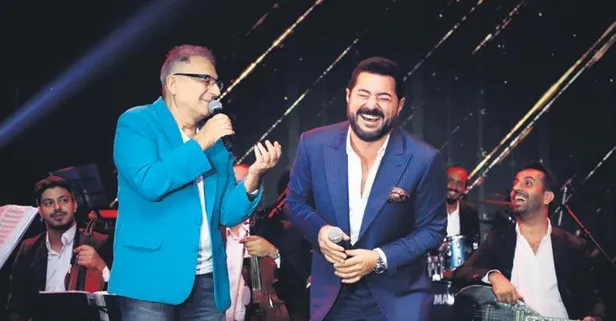 Mehmet Ali Erbil, üç yıl sonra ilk kez sunucu olarak Belarus'ta sahneye çıktı