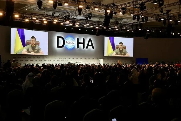 rusya-ukrayna-savasi-devam-ederken-vladimir-zelenskiy-doha-forumuna-flas-mesaj-sozlerine-esselamu-aleykum-diye-1648314253639.jpeg Rusya - Ukrayna savaşı devam ederken Vladimir Zelenskiy Doha Forumu'na flaş mesaj! Sözlerine "Esselamu Aleyküm" diyerek başladı...-2