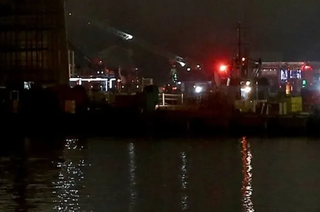 Son dakika... İstanbul Tuzla'da tersane yangını