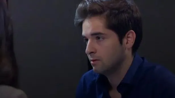 arka-sokaklar-tunc-oldu-mu-kerimhan-duman-arka-sokaklar-dizinden-ayrildi-mi-neden-1665771288424.jpeg Kerimhan Duman Arka Sokaklar dizinden ayrıldı mı, neden? Kerimhan Duman kimdir, kaç yaşında? Arka Sokaklar Tunç öldü mü?-2