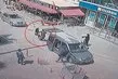 Güpegündüz kadını bagaja koymaya çalıştılar! Vatandaş engelledi