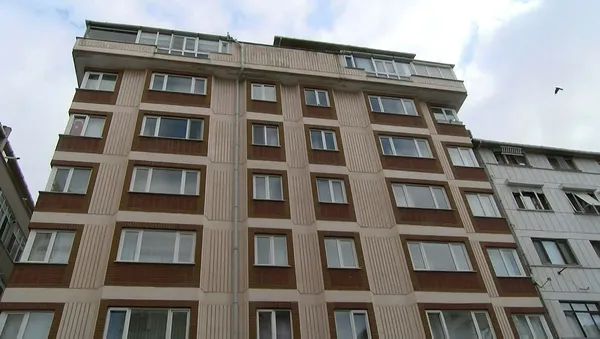 İstanbul'da mide bulandıran olay! Sapık her yerde aranıyor! 13 yaşındaki kızı apartman girişinde...-4