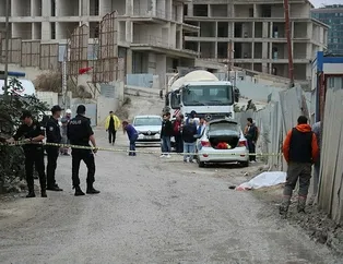 Hafriyat kamyonunun altında kalan sürücü öldü