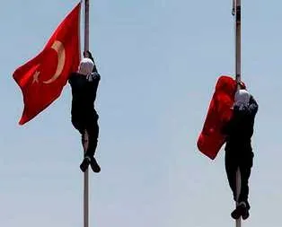 Bayrağı indiren sanık: Bu bayrak hepimizin