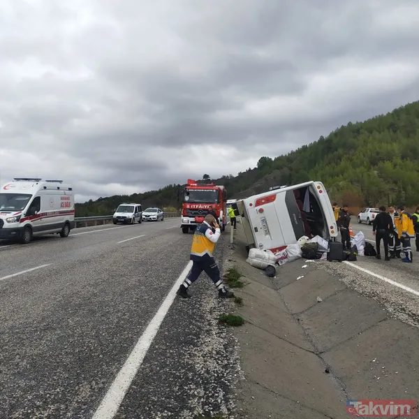 Can pazarı! Denizli'de işçi midibüsü devrildi ortalık karıştı... - 10