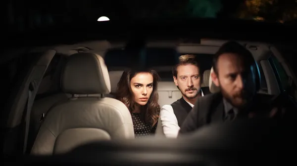 Kimse Bilmez 17. bölüm fragmanı: Geçmişten kurtulmak kolay değildir...-2