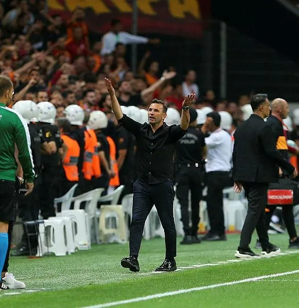 galatasaray-teknik-direktoru-okan-buruktan-icardi-ve-mata-sozleri-1662917401326.jpeg