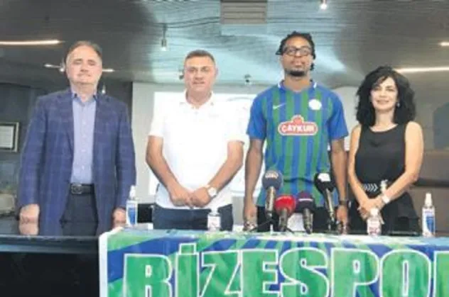 Loic Remy 2+1 yıllığına Rize’de (Yurttan ve dünyadan spor gündemi)