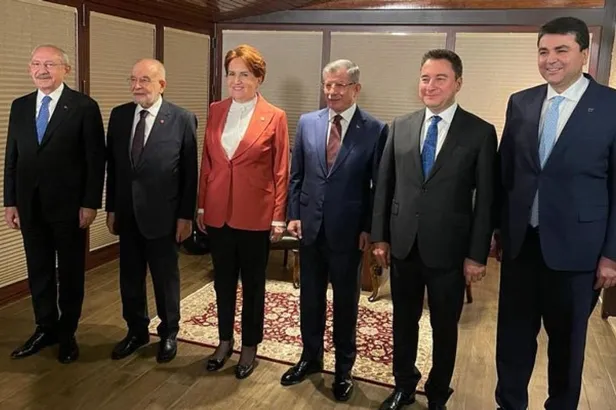 meral-aksener-kacak-dovusuyor-6li-masadaki-adaylik-krizini-perdelemek-icin-erken-secim-soylemine-sarildi-1654991175669.jpeg Meral Akşener kaçak dövüşüyor! 6’lı masadaki adaylık krizini perdelemek için ‘erken seçim’ söylemine sarıldı-8