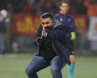 Galatasaray maçı sonrası Ümit Özat’tan olay hareket