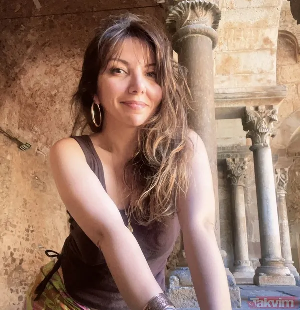 Güldür Güldür’ün Mehtap’ı körkütük aşık! Meltem Yılmazkaya’nın gözünden sakındığı sevgilisini paylaştı! Gören inanamadı! O da ünlü... - 3