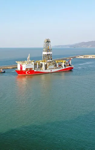 Denizin 2 bin metre dibinde doğalgaz operasyonu! Türkiye için milat niteliğinde