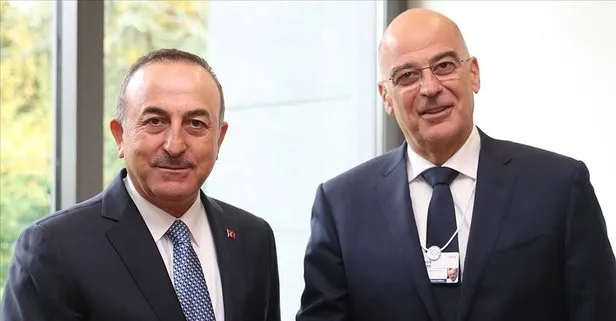Bakan Çavuşoğlu, Yunan mevkidaşıyla görüştü!