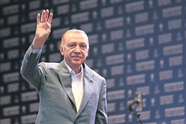 5-gun-sonra-gorusuruz-1683673947247.jpeg Başkan Erdoğan'ı hedef alan İngiliz dergisine Takvim'den yanıt: 5 gün sonra görüşürüz-6