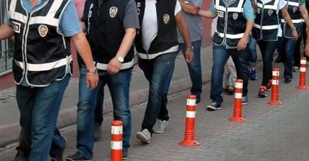 İzmirdeki FETÖ/PDY soruşturmasında gözaltına alınan 9 kişi tutuklandı