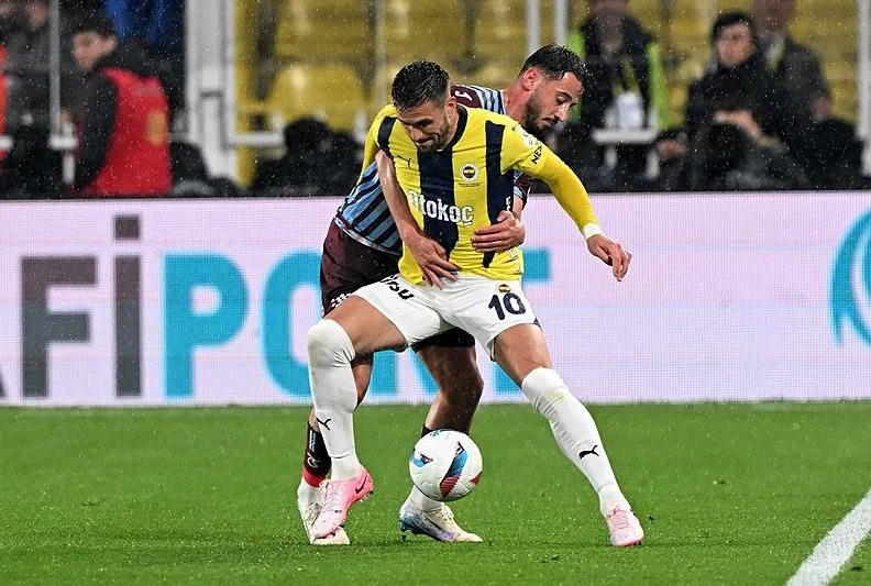 Fenerbahçe’de 3 yıldıza yol göründü