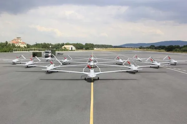 ABD’li Washington Post SİHA’lara hayran kaldı: Dünyanın en büyüğü, ölümcül bir silah!-14