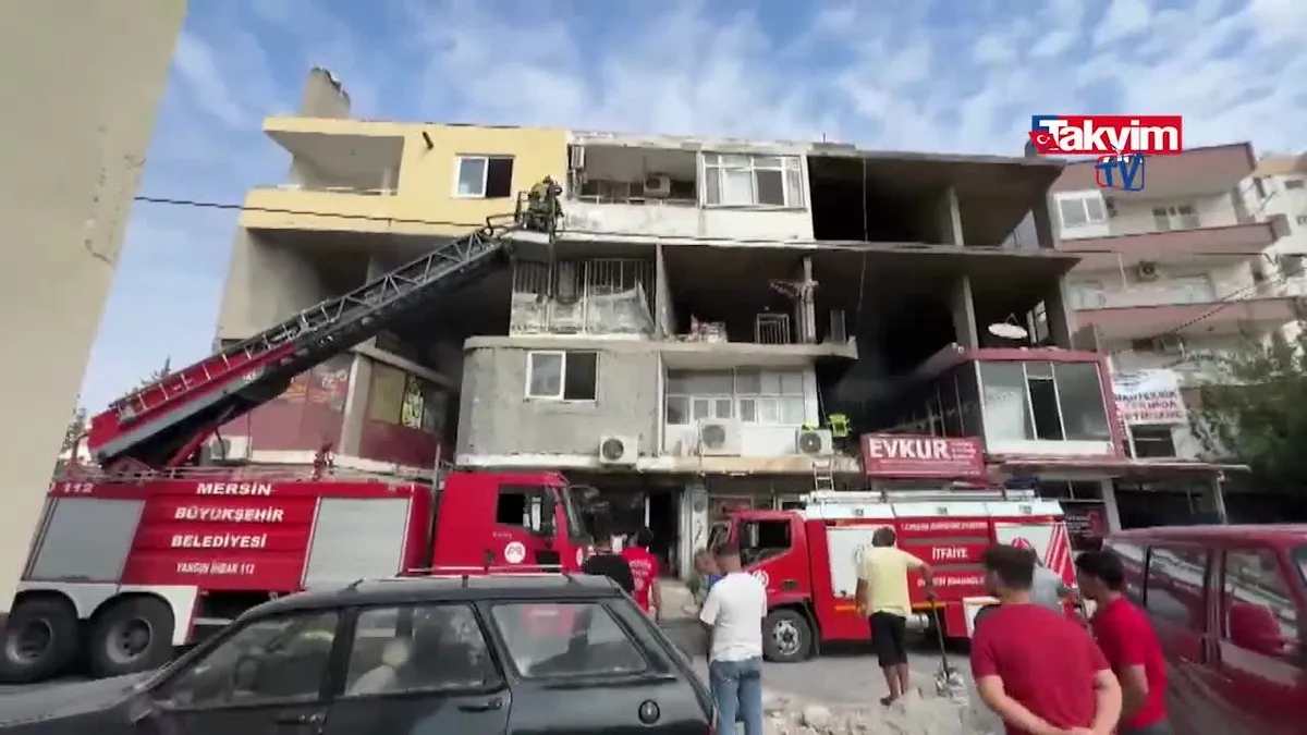 Kitapevi deposunda yangın