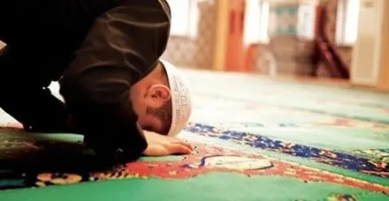 Berat Kandili namazı kaç rekat saat kaçta kılınır, nasıl niyet edilir? Berat Kandili namazı nasıl kılınır?
