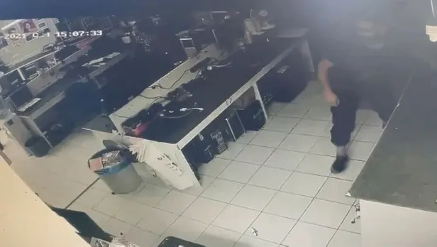 son-dakika-istanbulda-39-siddetinde-deprem-19-haziran-afad-ve-kandilli-son-depremler-1624107208671.jpg Son dakika: İstanbul'da 3.9 şiddetinde deprem! 19 Haziran AFAD ve Kandilli son depremler-5