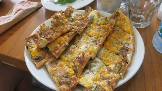 Bodrum Da Pide Tartismasi Fiyatlar Dudak Ucuklatiyor Takvim