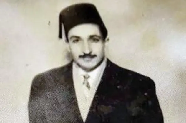 Yalnız Kurt dizisi FETÖ gerçeğini ifşa ediyordu... FETÖ elebaşı Gülen'in kirli geçmişine ışık tutacak arşiv fotoğrafı ortaya çıktı