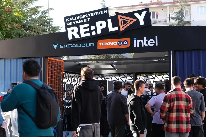 replay-oyun-turnuvasinin-besinci-duragi-eskisehir-oldu-1758627968842.jpg RE:PLAY oyun turnuvasının beşinci durağı Eskişehir oldu-3