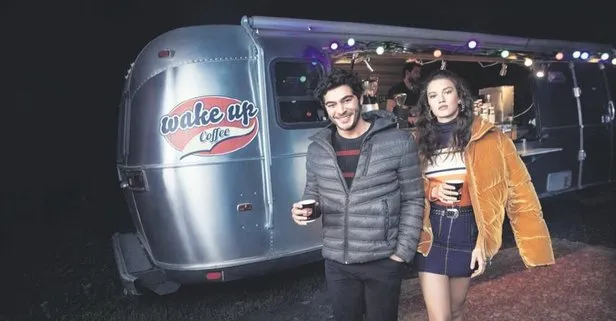Sahnede Burak var