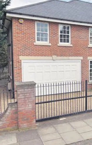 FETÖ'nün kasası Ali Çelik Londra'da ortaya çıktı