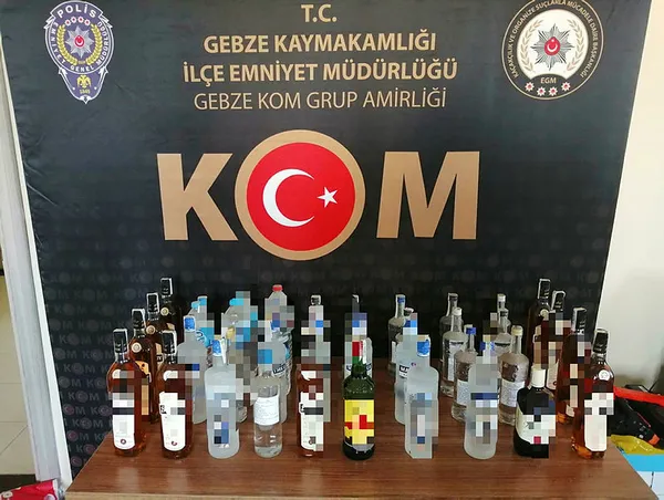 1609314182447.jpg Sahte içki operasyonunda polisleri bile şaşkına çeviren not-3