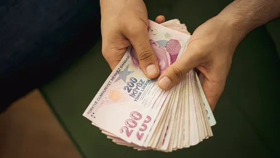 50 yaş altına erken emeklilik kılavuzu geldi! 7.200 prim günüyle kadın-erkek hesap tablosu
