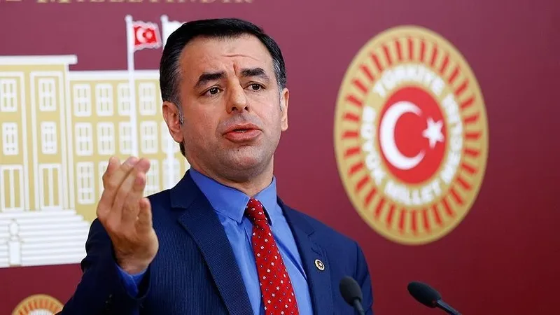 eski-chp-milletvekili-baris-yarkadas-chp-disiplin-kuruluna-sevk-edildi-1756938406775.jpeg Barış Yarkadaş. (Takvim.com.tr arşiv)