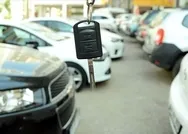 Teklifler ardı ardına yapıldı Lüks otomobiller yüzde 50 ucuz satılıyor!
