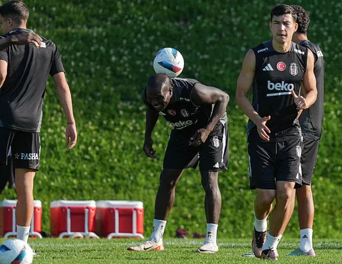 Hazırlıklar sürüyor