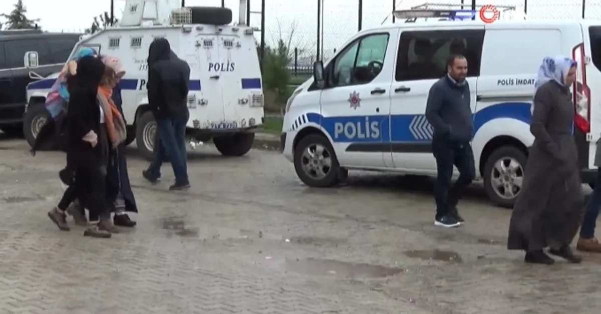Muhtar adayları arasında bıçaklı kavga: 2 yaralı