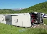 Son dakika: Erzincan'da yolcu otobüsü devrildi: 19 yaralı