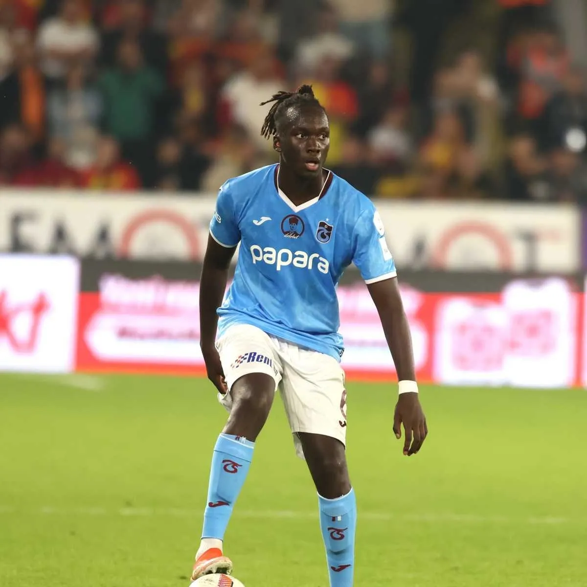 Trabzonspor’da Mendy’e Nice talip!