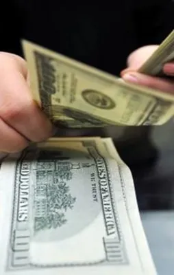 Dolar çakılmaya devam ediyor! Düşüşle başladı