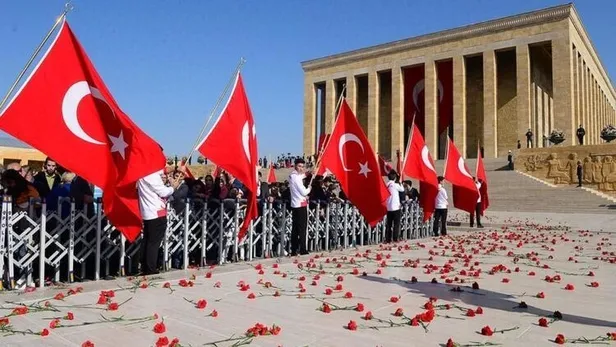 29-ekim-metro-metrobus-iett-otobus-vapur-bedava-mi-29-ekim-2021-toplu-tasima-ucretsiz-mi-1635135344563.jpg 29 Ekim 2021 toplu taşıma ücretsiz mi? 29 Ekim metro, metrobüs, İETT otobüs, vapur bedava mı?-5