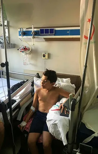 Pikniğe giden aileye şok! 9 yaşındaki çocuğun eli birden mosmor oldu