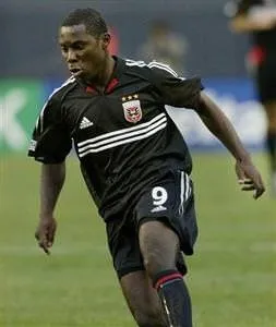 Freddy Adu bombası