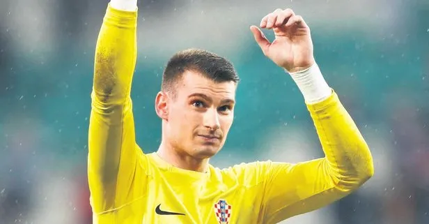 Fenerbahçe 1 numaralı altın eldivenine kavuşuyor! Sarı-Lacivertliler Hırvat kaleci Livakovic için geri sayıma geçti