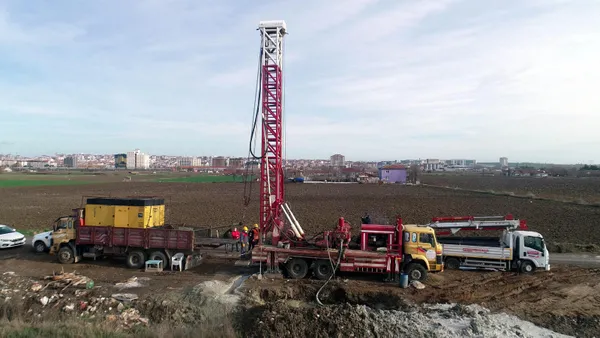 kuraklik-tehlikesi-istanbulun-yani-basinda-edirnenin-barajlari-kurudu-1610027698488.jpg Kuraklık tehlikesi İstanbul'un yanı başında! Edirne'nin barajları kurudu-14