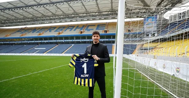 Altay Bayındır imzanın ardından konuştu!