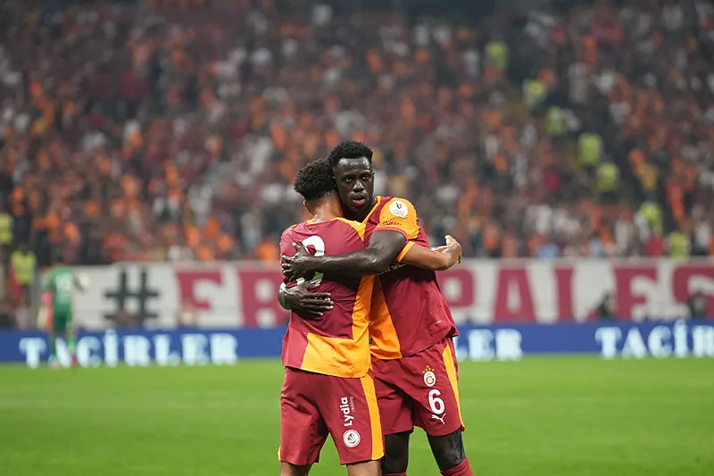 Galatasaray - Rizespor maçı sonrası flaş sözler! "Laubali" - 19