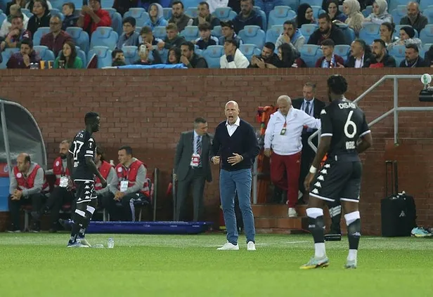 dunya-sampiyonu-ampute-milli-takimi-ile-bir-araya-gelen-bakan-kasapoglu-bu-kupa-bu-isin-zirvesi-dedi-spor-habe-1665793150667.jpeg Dünya şampiyonu Ampute Milli Takımı ile bir araya gelen Bakan Kasapoğlu "Bu kupa bu işin zirvesi" dedi | Spor haberleri-2