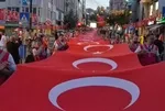 Yurt genelinde 15 Temmuz ruhu! Türkiye tek yürek oldu: Şehitler dualarla yad edildi