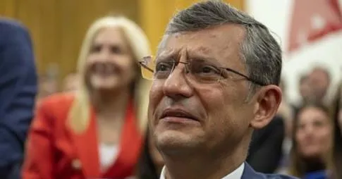 1692297910124.jpeg CHP'li vekilden İmamoğlu ve Özel'e bomba rest! Açık açık alay etti: Çizmeye hazırım!-6